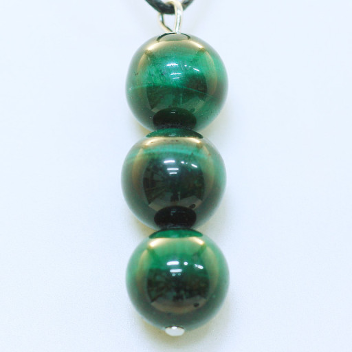 421106 - Подвеска три шарика 10 мм Канзаши зеленый